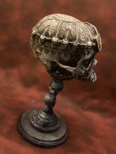 Load image into Gallery viewer, Locke and Key