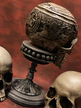 Load image into Gallery viewer, Jacques de Molay Skull