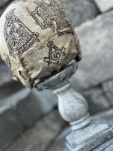 Load image into Gallery viewer, Scottish Rite Southern Jurisdiction Skull