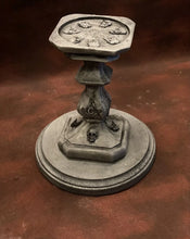 Load image into Gallery viewer, Masonic - Skull Stand